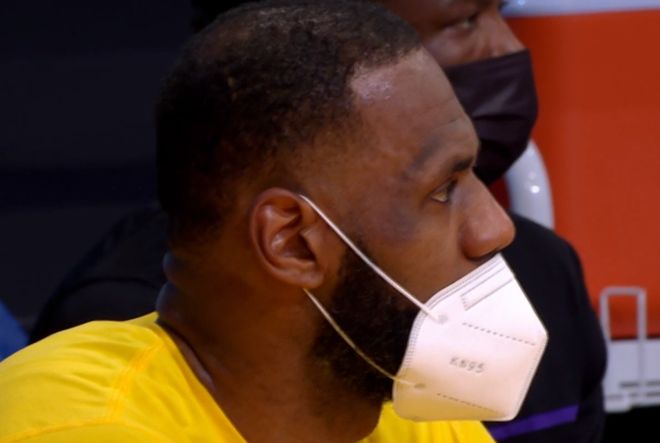 包含里程碑夜丹佛掘金迎来里程碑，欧冠今夜刷纪录，更衣室稳定，赛程密集仍需轮换的词条