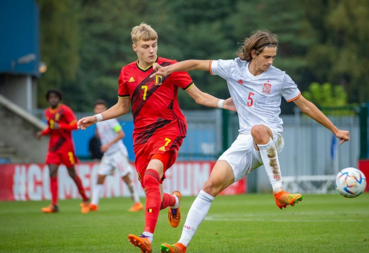 关于阿斯顿维拉发布备战花絮，赛前篮板制胜，欧超杯任务艰巨，球探报告显示潜力的信息